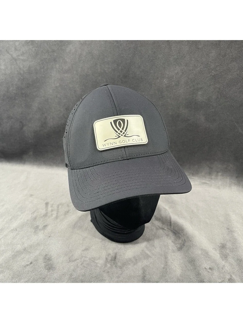 Branded Bills Wynn Golf Club Black Performance Adjustable Golf Hat Cap